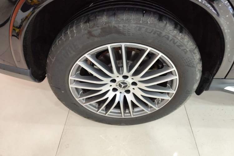 Used Mercedes-Benz GLC 2024 GLC 300 L 4MATIC Dynamic Edition 5-seater