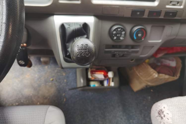 Used King Long Kairui Haoke 2019 2.2L Van Series High-Roof V22 Gear Lever