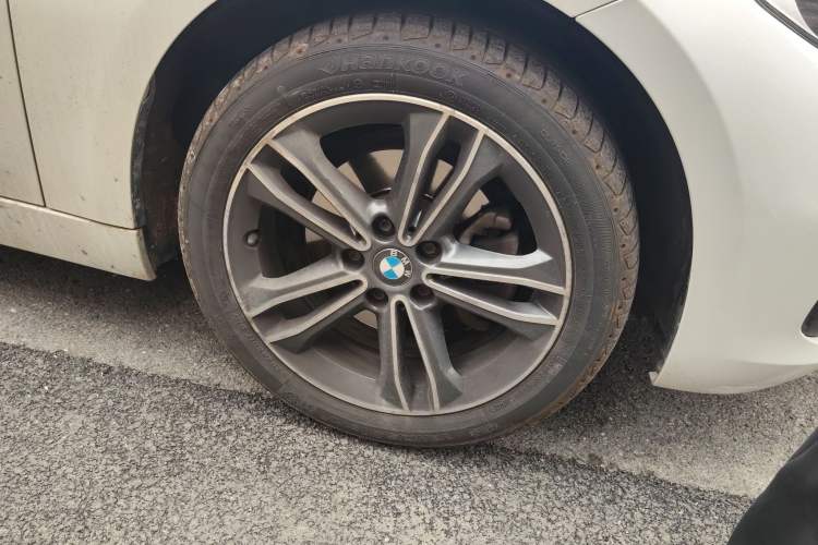 Used BMW 1 Series 2020 120i Fashion Model Right Front Wheel Hub