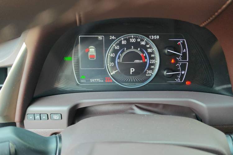 Used Lexus ES 2020 300h Premier Edition
