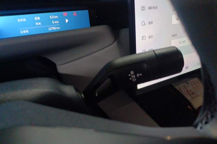 Used Lynk & Co Z10 2025 95 kWh 702 km All-Wheel Drive Intelligent Driving Ultra