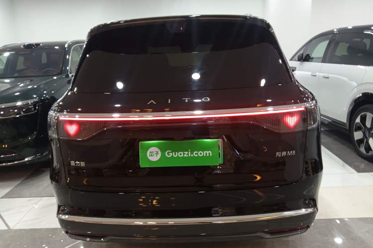 Used Hima AITO M8 2025 Extended-Range Max+ Version 53.4 kWh 6-Seater Edition Rear