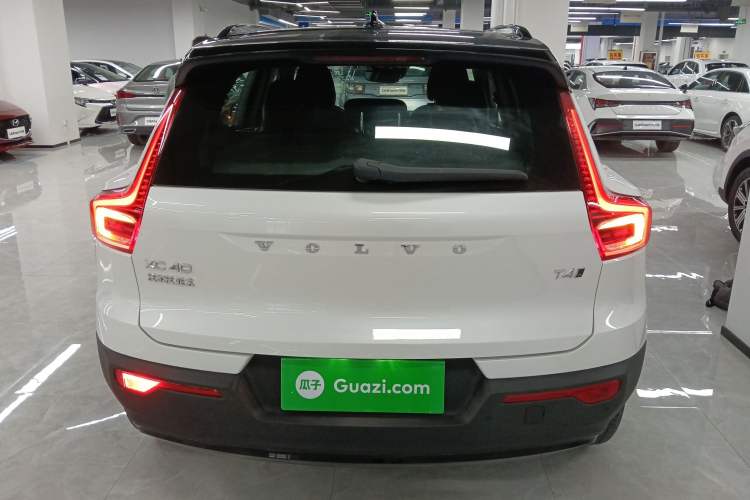 Used Volvo XC40 2021 T4 Four-Wheel Drive Smart & Sporty Edition
