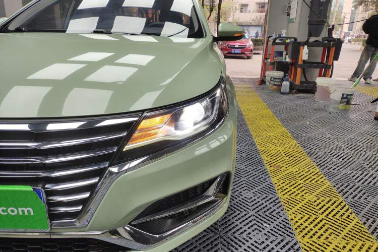 Used Roewe i6 2020 PLUS 1.6L CVT 4G Connected Glory Flagship Edition
