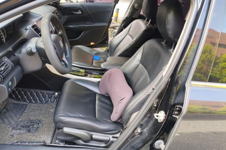 Used Honda Accord 2016 2.0L Comfort Edition
