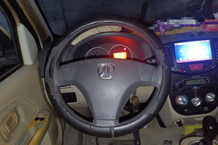 Used BAIC Weiwang 306 2011 1.3L Comfort version 7 seats Steering Wheel