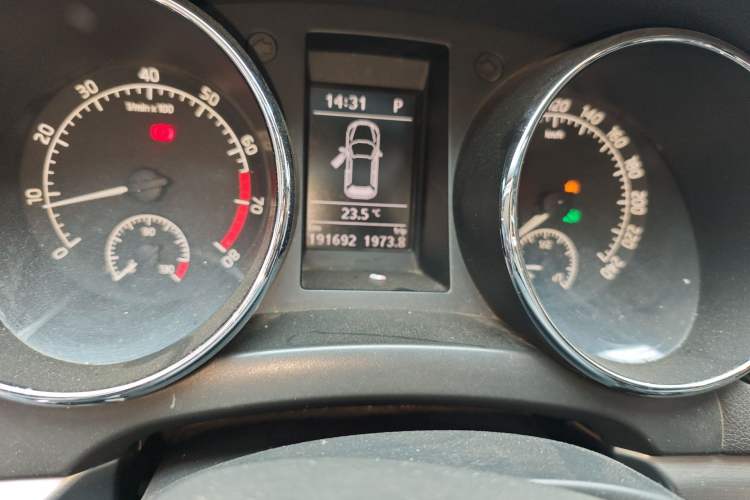 Used Skoda Yeti 2014 1.8TSI DSG Polar Edition
