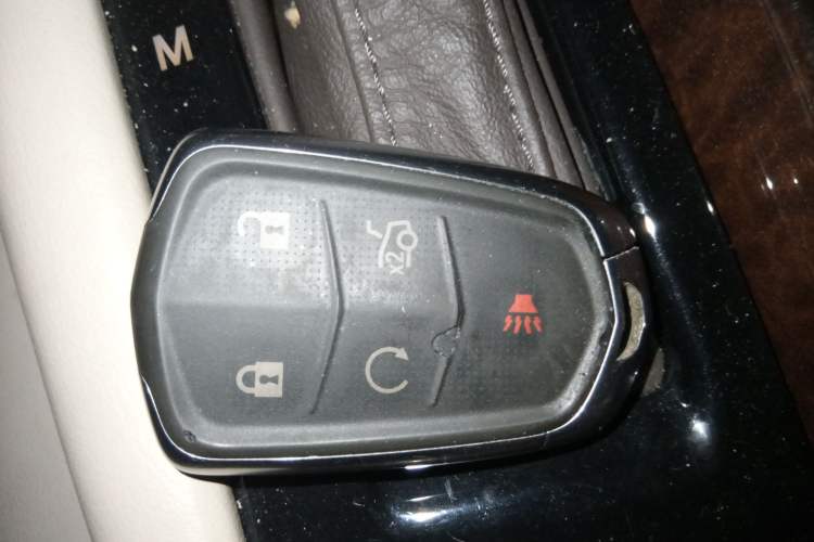 Used Cadillac XTS 2016 28T Elite Edition Vehicle Key