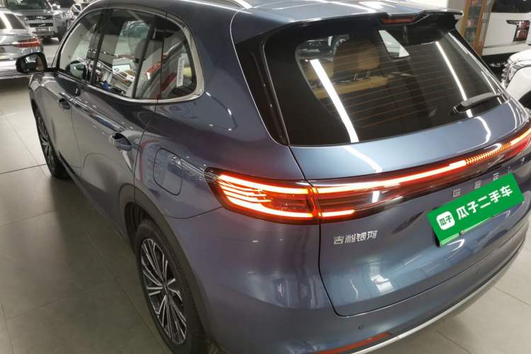 Used Geely Galaxy Xingjian 7 EM-i 2025 120km Flagship Edition Exterior 2