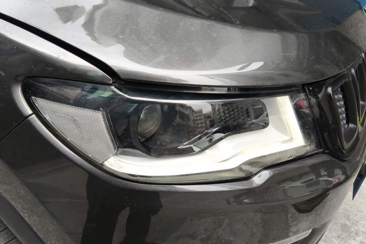 Used Jeep Compass 2019 220T Automatic Family Enjoyment Four-Wheel Drive Cool Edition
