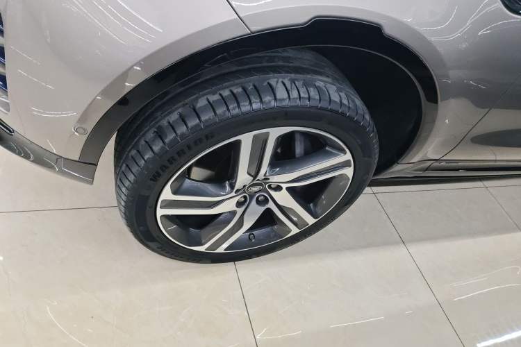 Used Land Rover Discovery 2021 360 PS R-Dynamic HSE