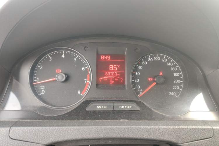 Used Volkswagen Santana 2015 HaoNa 1.6L Manual Fashion Edition