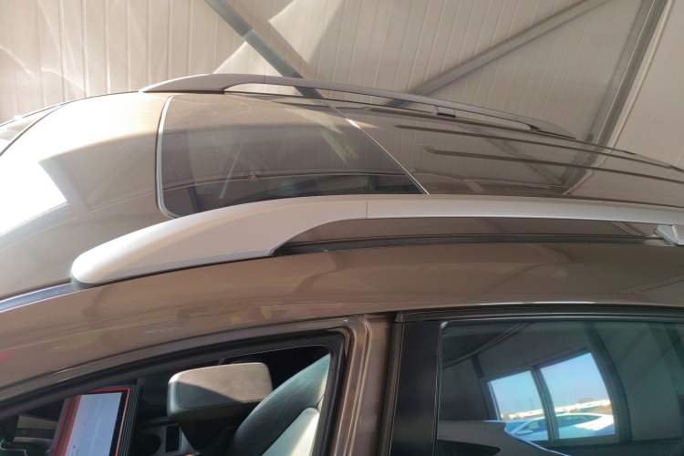 Used Chevrolet Captiva 2017 2.4L 4x4 Flagship Edition 7-Seater