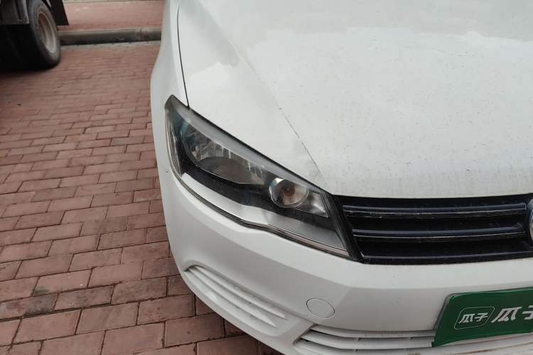 Used Volkswagen Jetta 2015 1.6L Manual Fashion Edition