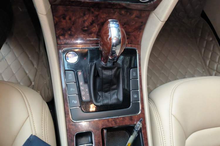 Used Volkswagen Passat 2013 1.8TSI DSG Ultimate Edition