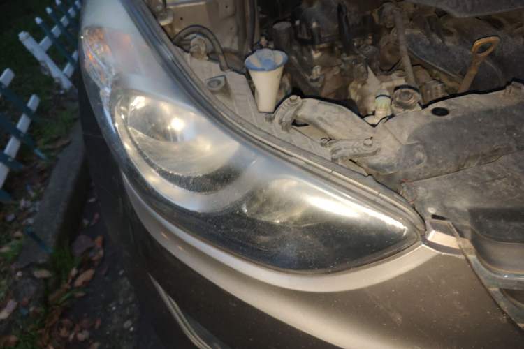 Used Hyundai Elantra (5th Generation / Langdong) 2013 1.6L Automatic Luxury Model Right Front Headlight