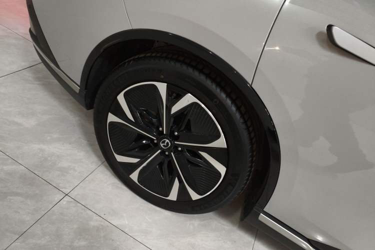 Used Mazda EZ-6 2024 Pure Electric 600 ZhiZun Edition
