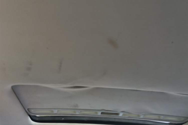 Used Volkswagen Lavida 2015 1.6L Manual Comfort Edition
