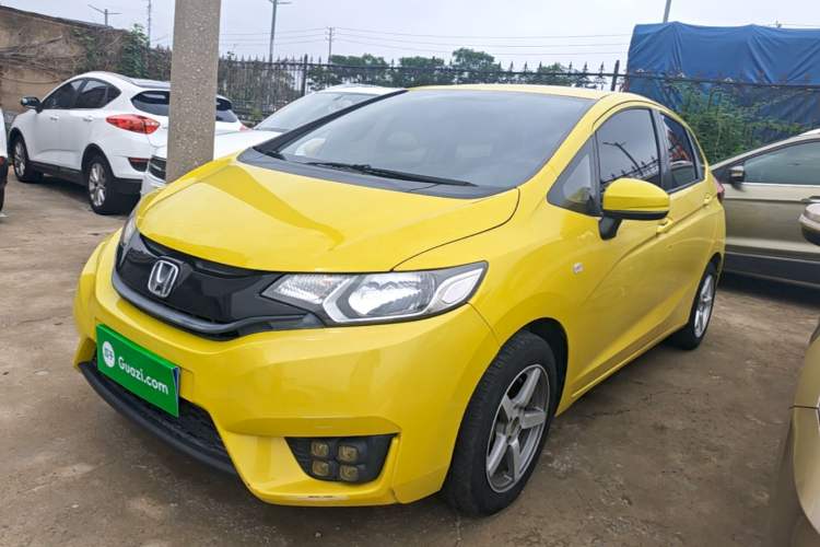 Used Honda Fit 2016 1.5L LXS CVT Comfort Sunroof Version