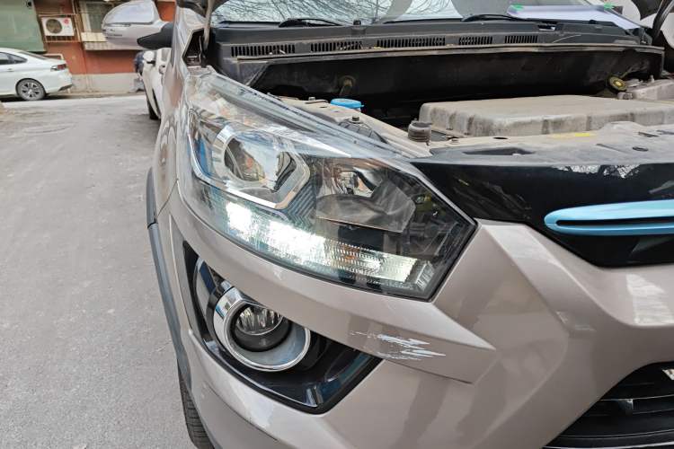 Used BAIC New Energy EX 2018 EX360 Trendy Edition Right Front Headlight