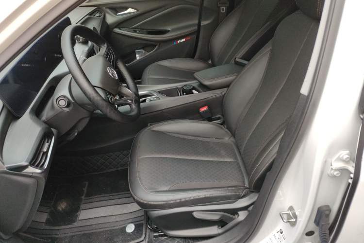 Used Buick Verano 2023 Pro Enjoyment Edition Left Front Seat