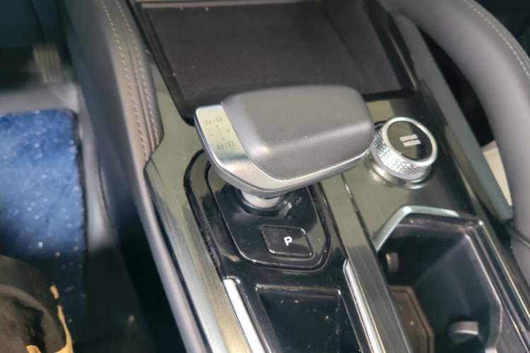 Used Geely Auto Monjaro L 2021 2.0TD DCT EVO Two-Wheel Drive Prestige Version
