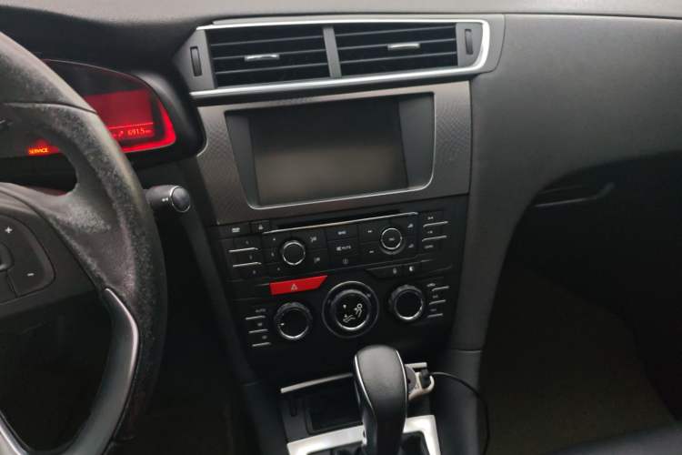 Used DS 4S 2016 1.6T Automatic Smart Edition THP160
