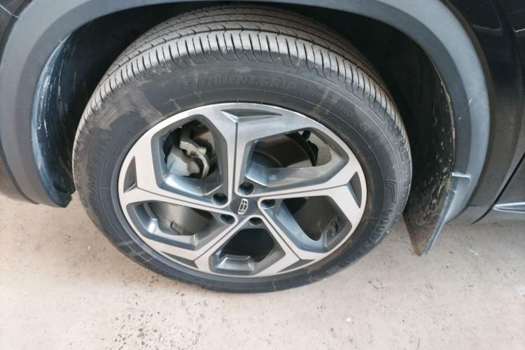 Used Geely Auto Monjaro L 2024 2.0TD High-Power Automatic Two-Wheel Drive Yunqi Version Left Front Wheel Hub
