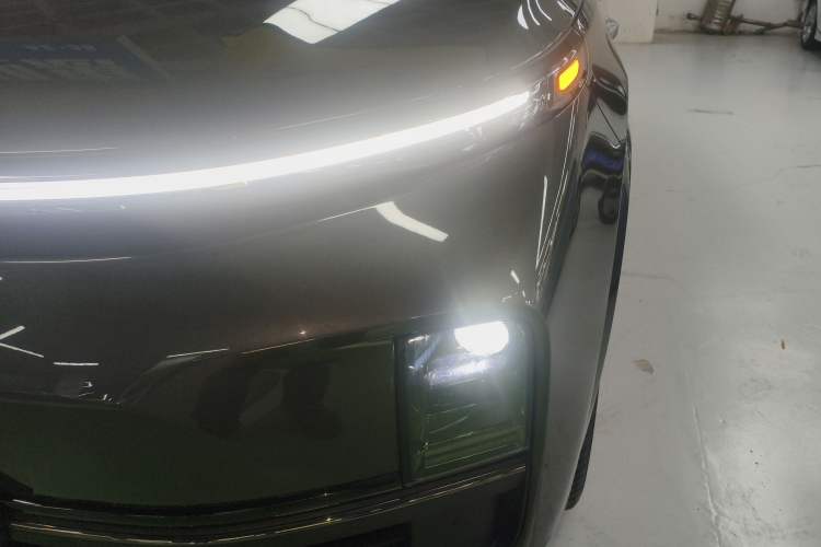 Used Li Auto L8 2025 Max Smart Refresh Edition Left Front Headlight