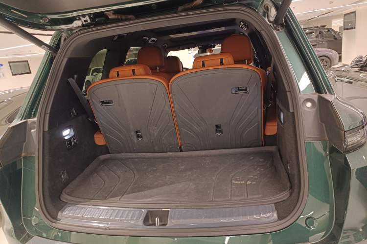 Used Li Auto L9 2022 Max model