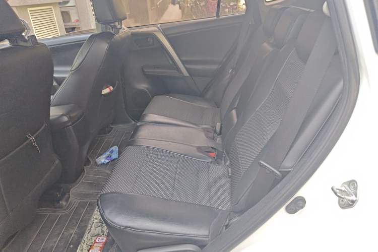 Used Toyota RAV4 2013 2.5L Automatic 4x4 Elite Edition
