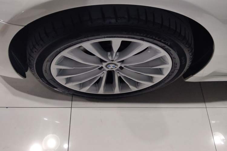 Used BMW 5 Series 2021 525Li Luxury Package
