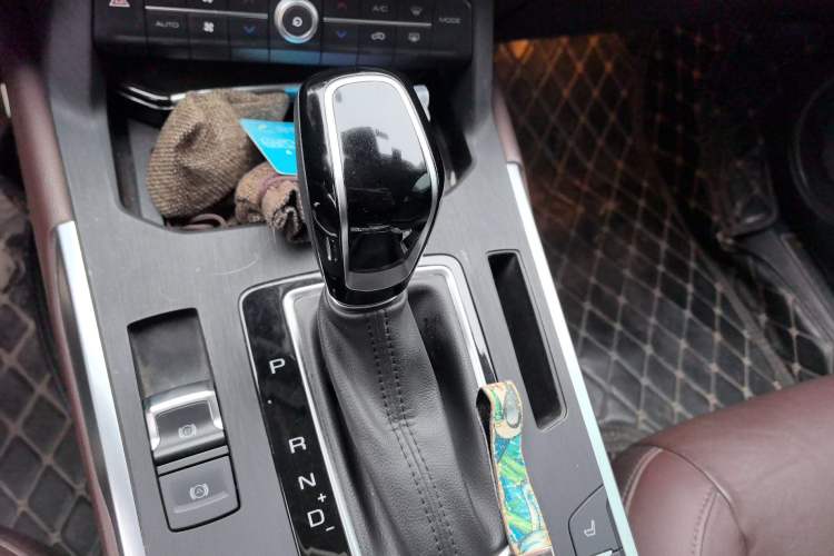 Used Wey VV5 2017 2.0T Flagship Edition
