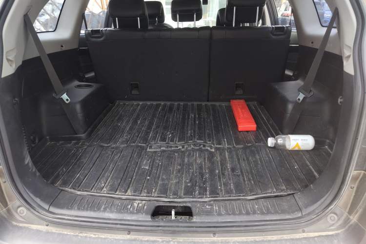 Used Chevrolet Captiva 2017 2.4L 4x4 Flagship Edition 7-Seater
