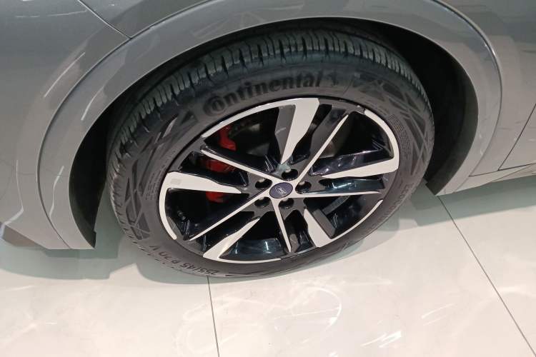 Used Ford EVOS 2022 Facelift EcoBoost 245 ST-Line
