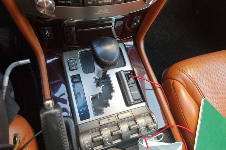 Used Lexus LX 2012 570
