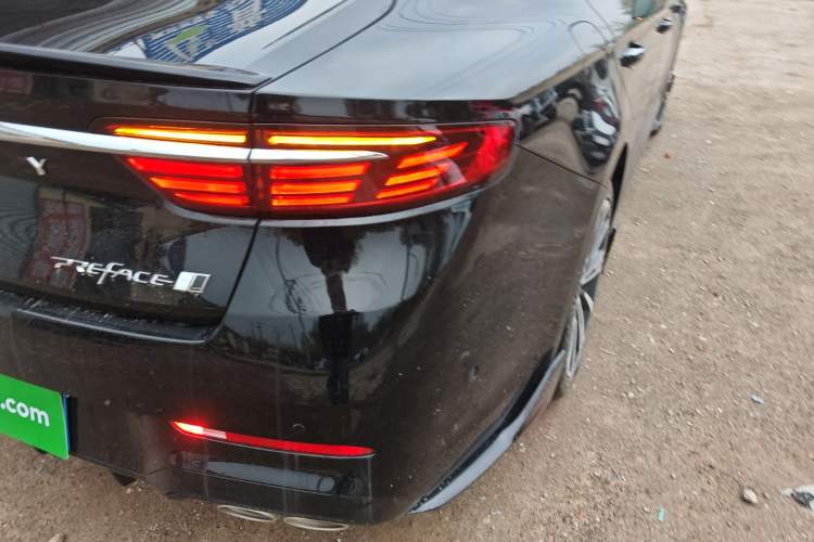 Used Geely Auto Preface 2026 Model Oriental Yao 2.0TD Lanxing Edition Right Rear Taillight