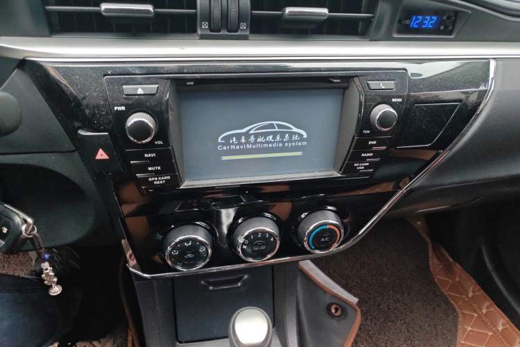 Used Toyota Corolla 2014 1.6L CVT GL Audio And AC Panel