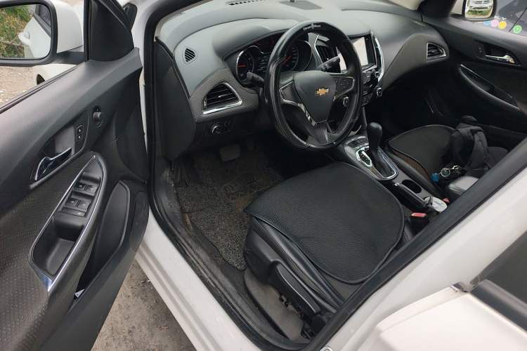 Used Chevrolet Cruze 2015 1.5L Automatic Luxury Edition