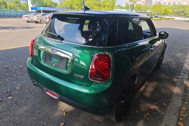 Used MINI MINI 2020 1.5T COOPER Artist