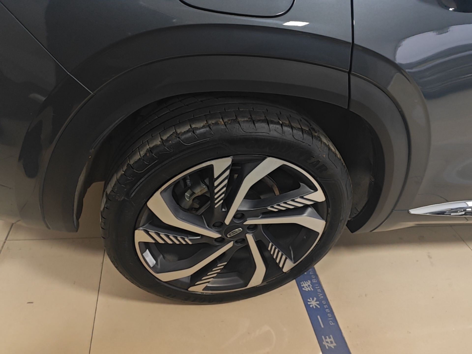 Geely Auto Monjaro L 2024 2.0TD High-Power Automatic Two-Wheel Drive Skyline Edition — снимка 11