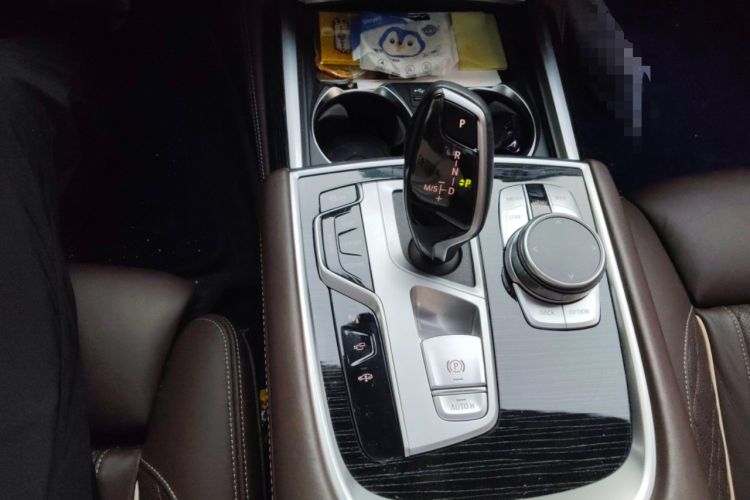 Used BMW 7 Series 2021 740Li Luxury Edition M Sport Package Gear Lever