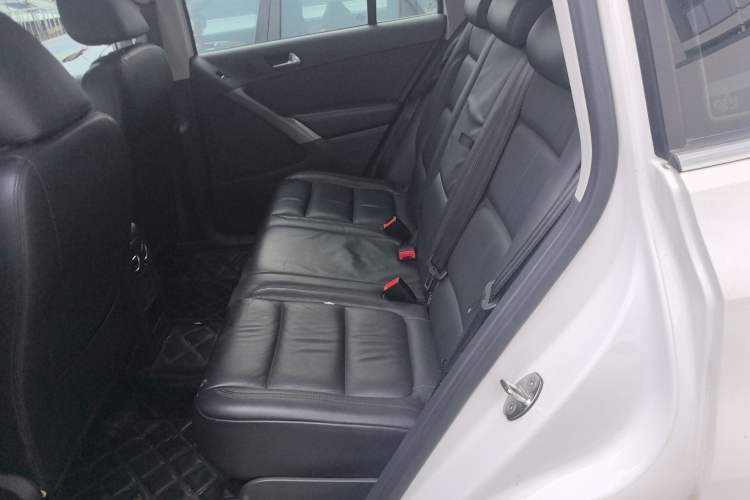 Used Volkswagen Tiguan 2012 1.8TSI Automatic Two-Wheel Drive Elite Edition Left Rear Seat