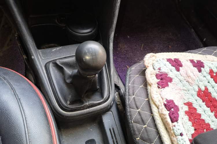 Used Volkswagen Jetta 2015 Value Edition 1.6L Manual Fashionable Style
