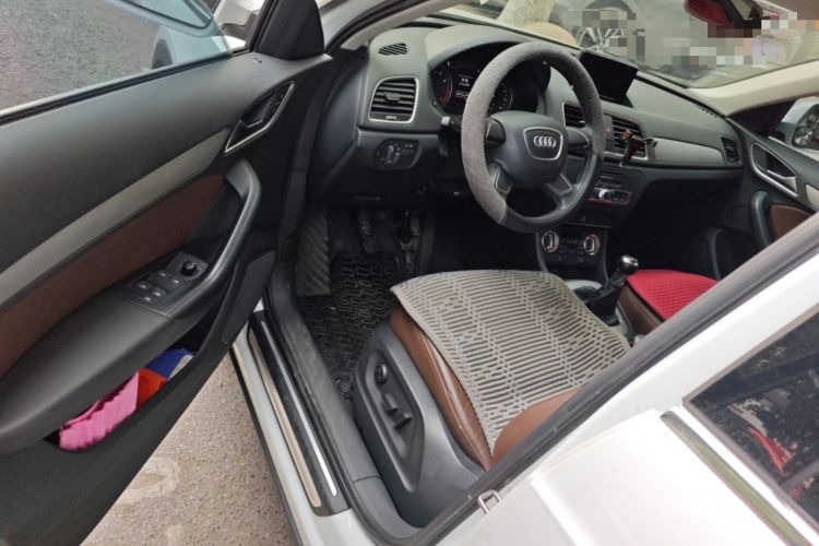 Used Audi Q3 2015 30 TFSI Standard Model
