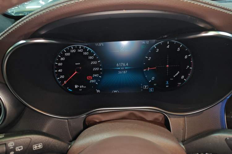 Used Mercedes-Benz GLC 2021 GLC 300 L 4MATIC Dynamic Model
