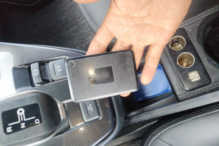 Used ORA iQ 2018 High-Range Version Smart Connectivity Model