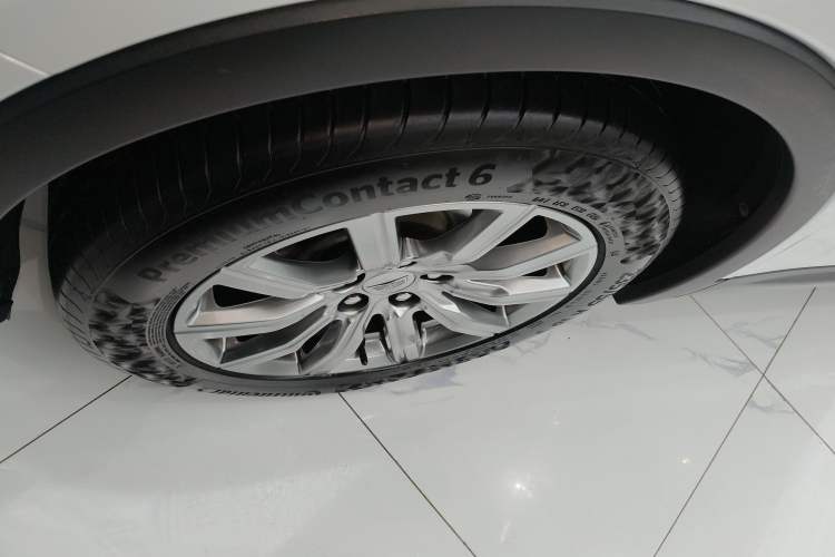 Used Cadillac XT4 2021 28T Two-Wheel Drive Luxury Version
