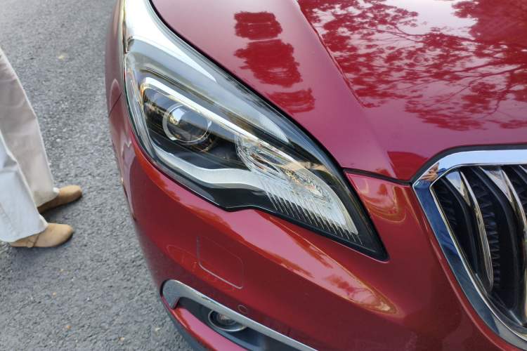 Used Buick Envision 2017 28T Four-Wheel Drive Elite Model