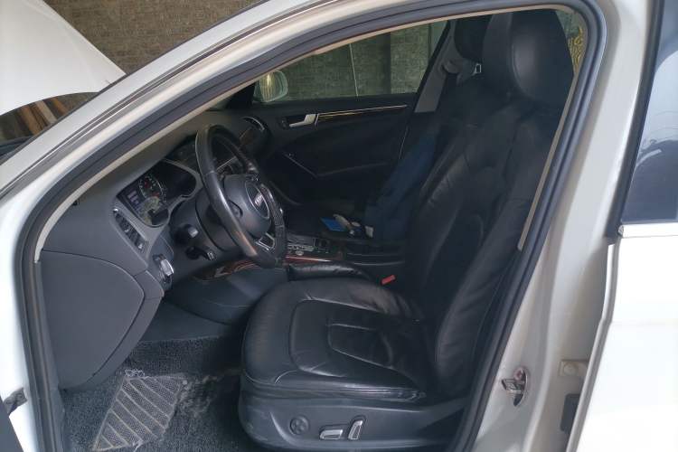 Used Audi A4L 2015 35 TFSI Automatic Comfort Model